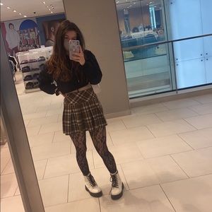 Meet your Posher, Ava